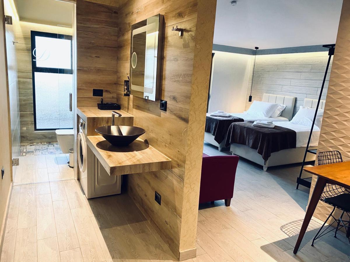 Deluxe Rooms In Blloku Area Tirana Zewnętrze zdjęcie