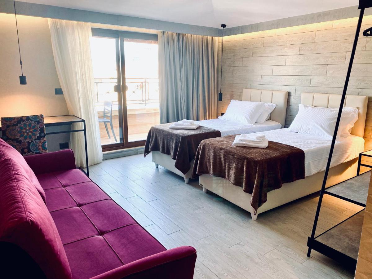 Deluxe Rooms In Blloku Area Tirana Zewnętrze zdjęcie